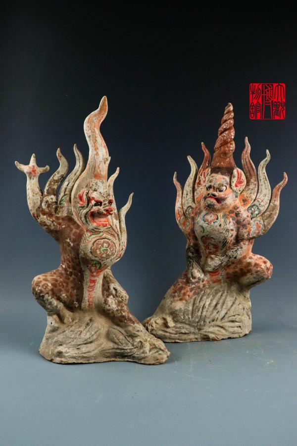 唐代彩繪天王俑賞析