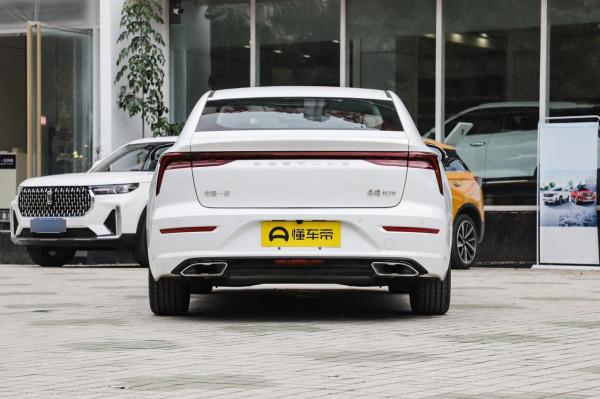 奔騰B70：預算不夠20萬也能買B級車，價效比夠不夠高？