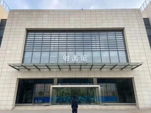 河南這所高校的秋:又美又颯 河南這所高校的秋:又美又颯