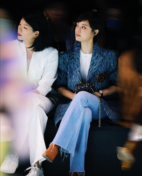 39歲的孫儷很會保養!一襲綠裙清新又優雅,膚若凝脂惹人羨慕 39歲的孫儷很會保養!一襲綠裙清新又優雅,膚若凝脂惹人羨慕