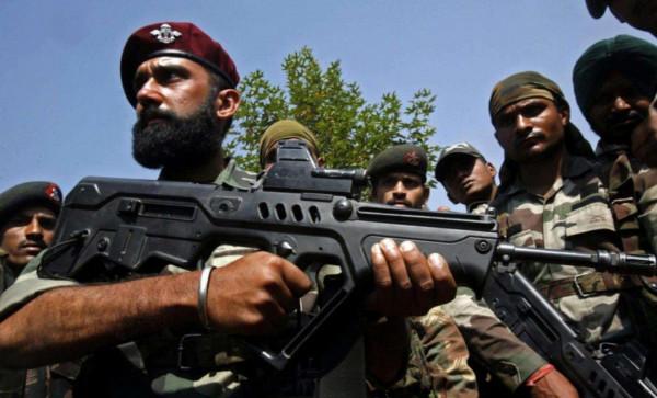 莫迪送普京一份大禮,一口氣買75萬支步槍,印軍後勤要被累死了 莫迪送普京一份大禮,一口氣買75萬支步槍,印軍後勤要被累死了