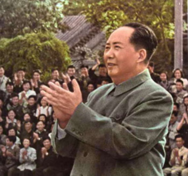 “主席頭”如何產生?錢水桃為毛主席理完髮,主席:好像年輕10歲 “主席頭”如何產生?錢水桃為毛主席理完髮,主席:好像年輕10歲