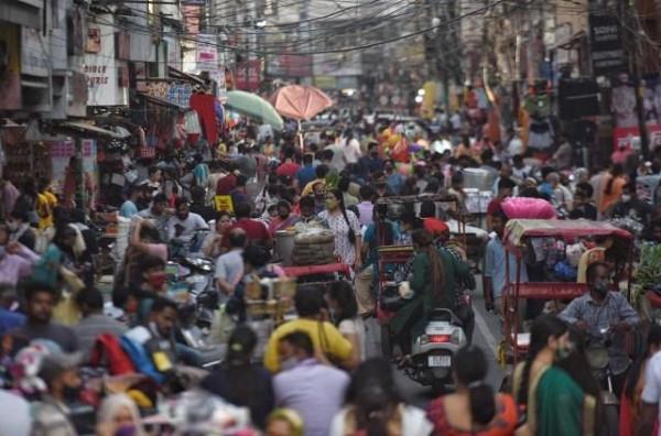 接種疫苗就不怕新冠病毒？印度面臨奧密克戎威脅，民眾卻語出驚人