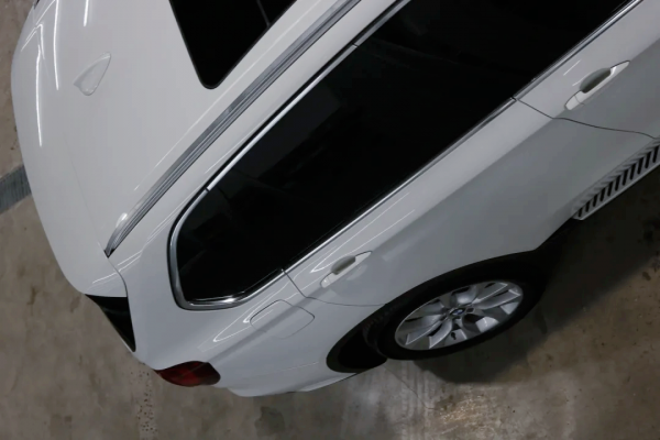 翻新“破爛不堪”的寶馬X5,車主硬是把X5當拖拉機開了7年 翻新“破爛不堪”的寶馬X5,車主硬是把X5當拖拉機開了7年