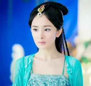 楊冪的斛珠夫人11/10開播了,果然大冪冪的古裝重來不會讓人失望 楊冪的斛珠夫人11/10開播了,果然大冪冪的古裝重來不會讓人失望