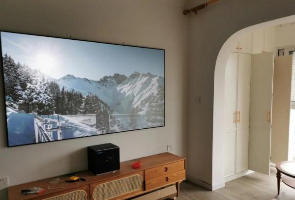 買了投影儀可以不買幕布?我們還是不要太高看大白牆 買了投影儀可以不買幕布?我們還是不要太高看大白牆