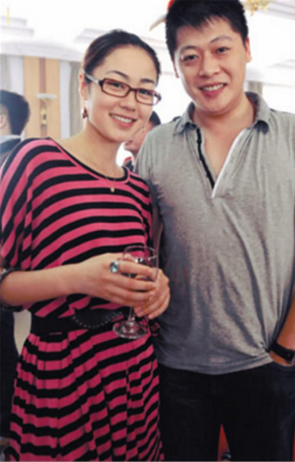 “謝永強”賀樹峰:15年演一部戲,38歲娶小12歲嬌妻,開串店被告 “謝永強”賀樹峰:15年演一部戲,38歲娶小12歲嬌妻,開串店被告