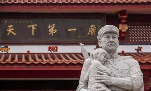 國內唯一的解放軍廟，每天播放軍歌，供奉27位烈士，真乃奇廟