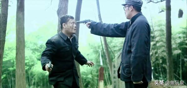 諜戰劇《潛伏》與《風箏》對比看,二者的差距還是很明顯 諜戰劇《潛伏》與《風箏》對比看,二者的差距還是很明顯