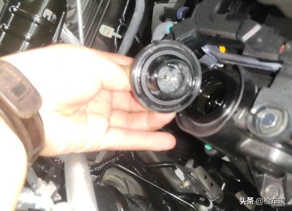 24萬買的本田皓影新車，還沒出4S店，儀表故障燈全亮，車主：退車