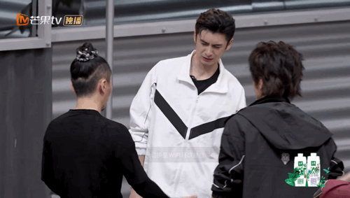 都40多歲了，F4這倆怎麼還這麼帥