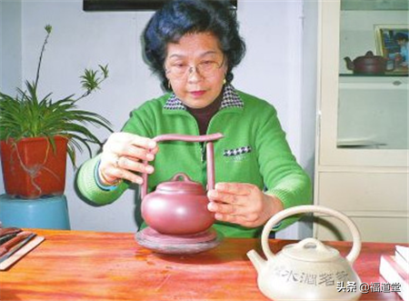 紫砂壺也要成雙入對——張紅華《松趣》