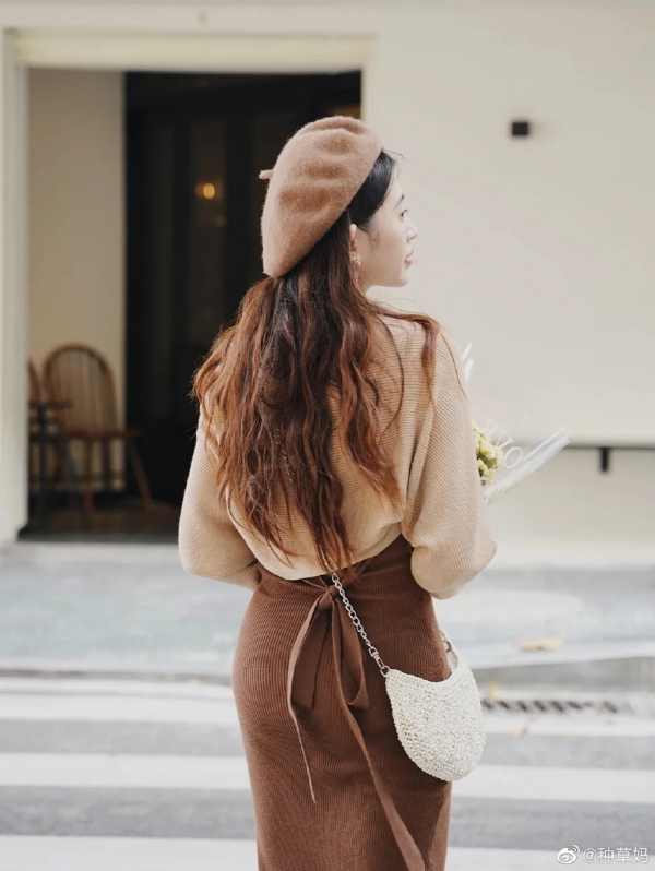 小長假VS婚禮季，這7套LOOK低調又美麗