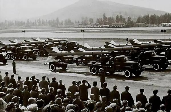 中蘇關係惡化之後,蘇聯的百萬雄兵為何沒有南下?三大原因 中蘇關係惡化之後,蘇聯的百萬雄兵為何沒有南下?三大原因