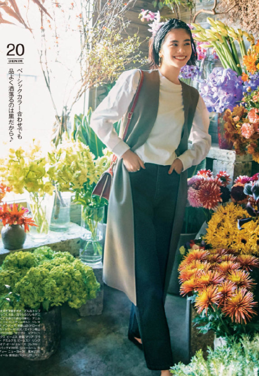 長馬甲也能穿出高階感，瞧這些時髦精的造型，40+50+的女人都愛了