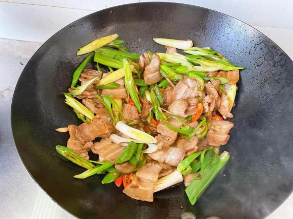 回鍋肉不用去飯店吃在家就能做好吃又下飯超級簡單