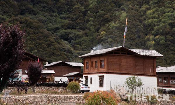 錯高村:藏在林區的百年傳統古村落 錯高村:藏在林區的百年傳統古村落