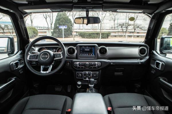 新車 &vert; 約合人民幣22萬起售，Jeep&OpenCurlyDoubleQuote;角鬥士&rdquo;廣州車展亮相&plus;預售