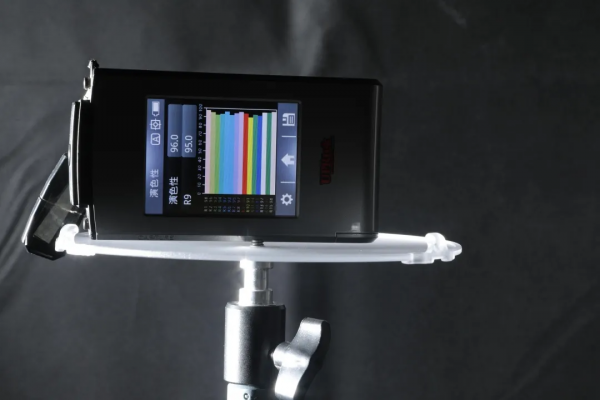 雙十一安利/踩雷總結——影片直播燈光篇