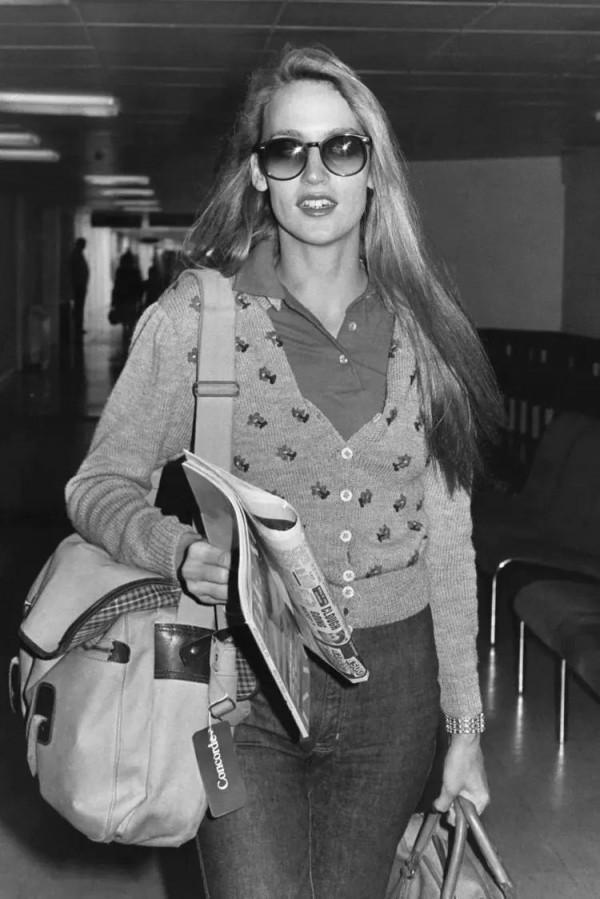 傑瑞·霍爾（Jerry Hall）的皺紋