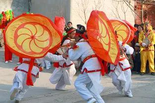 扭秧歌相當於藝術長跑