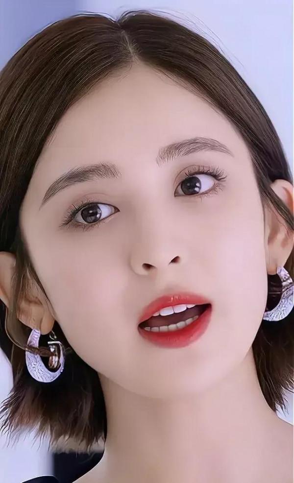 千嬌百媚的古力娜扎 千嬌百媚的古力娜扎