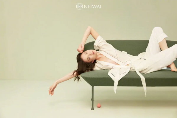 超模故事1｜清冷皎潔的初代icon杜鵑：皚如山上雪，皎若雲間月