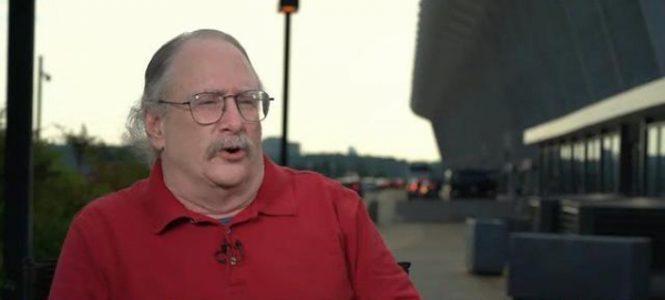 911事件機場售票員:我很自責,永遠無法忘記那兩個人的臉 911事件機場售票員:我很自責,永遠無法忘記那兩個人的臉