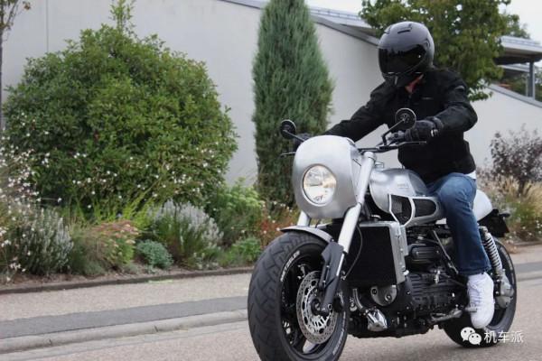 定製 | 街道蠻牛 2006凱旋火箭3 CLASSIC改裝