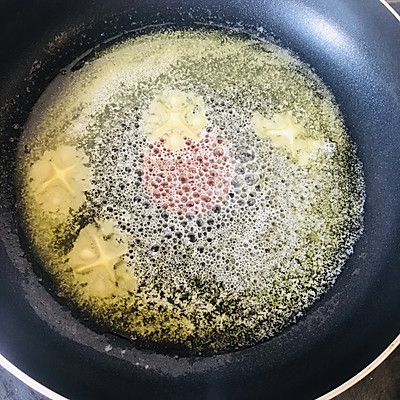 10分鐘出鍋的草莓雪花酥，鮮嫩又爽口