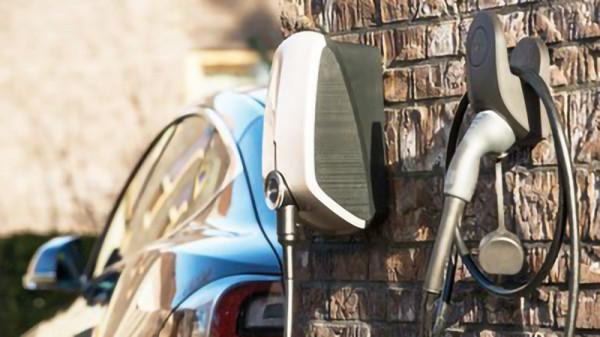 牛批汽車 &vert; 2022年，購買智慧電動車需要注意三個&OpenCurlyDoubleQuote;陷阱&rdquo;