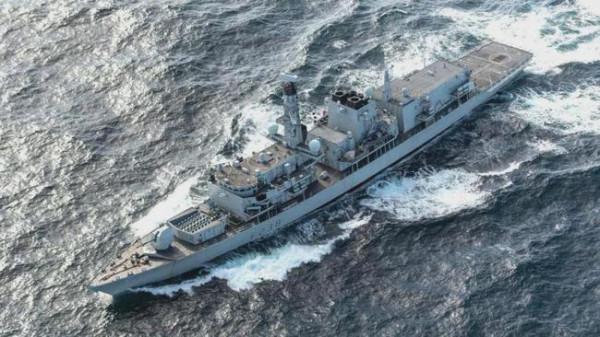 英艦兩年前砸到俄軍潛艇，為啥現在才說出來？房兵：裡外都是丟人