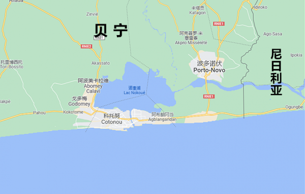 這兩國首都隔河相望，門對門，為啥一些非洲國家的首都位於邊界？