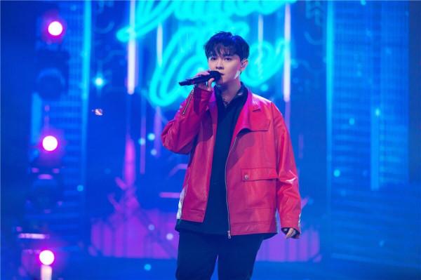 《說唱聽我的2》尤長靖鄧典果將舞臺氛圍拉滿,龔琳娜致敬卓別林 《說唱聽我的2》尤長靖鄧典果將舞臺氛圍拉滿,龔琳娜致敬卓別林