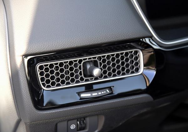 本田思域姊妹車型型格正式上市,12.99萬元起售,你喜歡哪一款? 本田思域姊妹車型型格正式上市,12.99萬元起售,你喜歡哪一款?