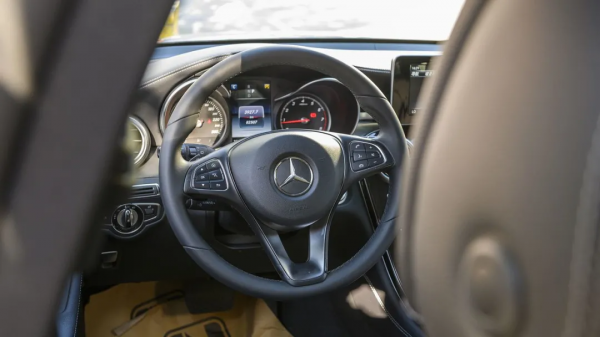 二手賓士GLC260:實力過人,內飾成色讓人欣喜 二手賓士GLC260:實力過人,內飾成色讓人欣喜