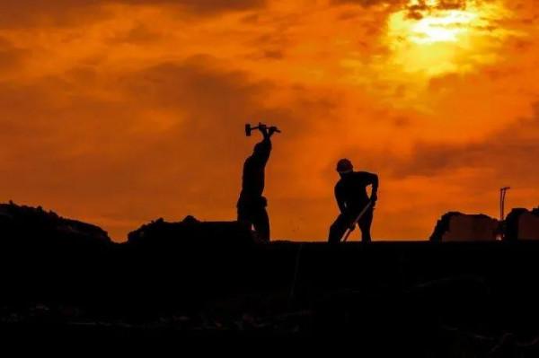 “996”工作制？你認同嗎？“兩參一改三結合”怎麼樣？