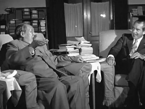 1972年尼克松問毛主席一個問題：您的特長是什麼？毛主席這樣回答