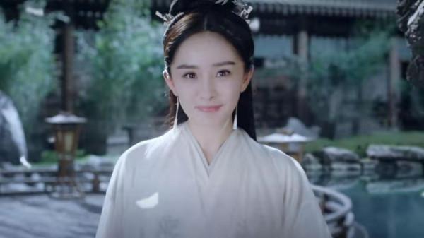 楊冪新劇未播先火，搭檔陳偉霆太養眼，這波穩了