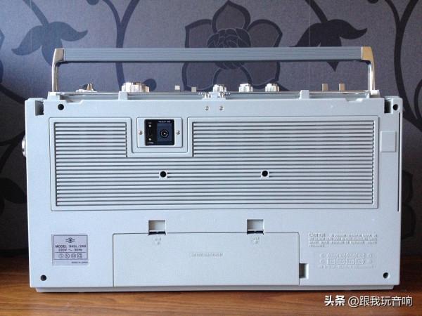 日本皇冠Crown公司在80年代推出了CSC-945L 高保真立體聲音響