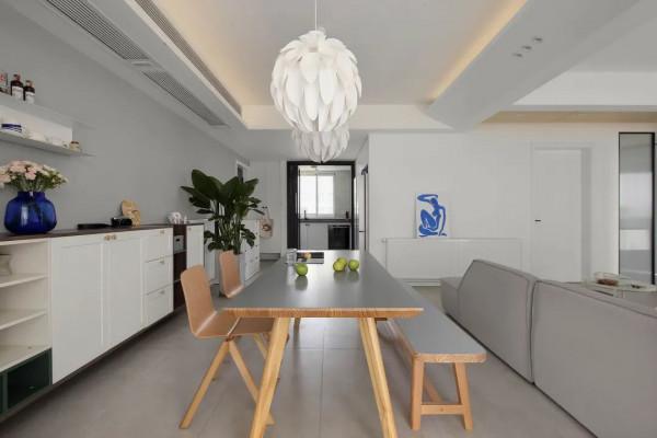 121m²無主燈C位橫廳設計，不按套路出牌的家，簡約也能很高階