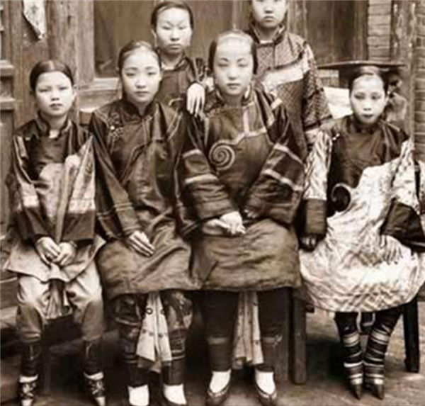 同光宣為何全部絕後？和清皇室近親結婚、早婚早育，並無關係