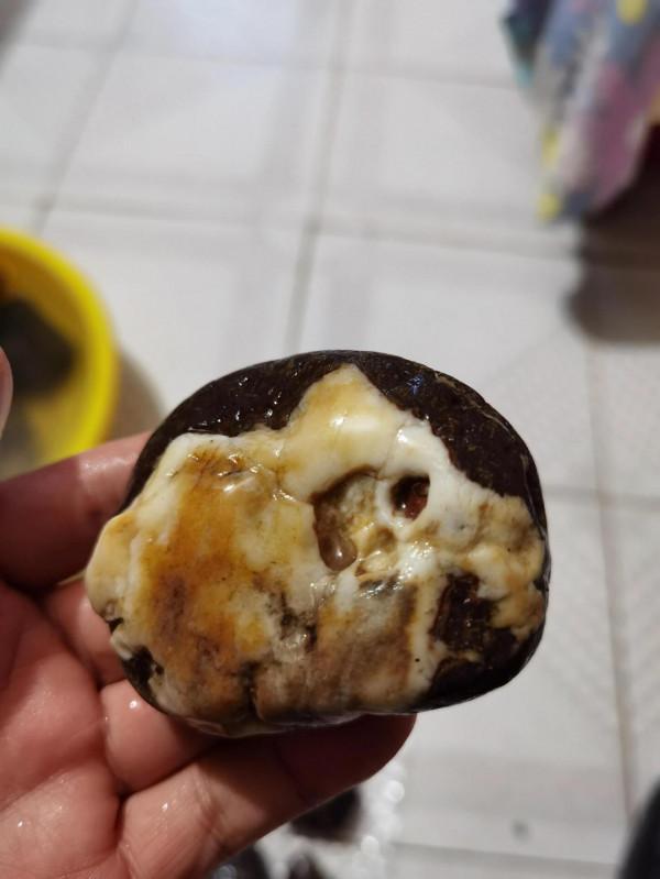 河洛精品手玩石