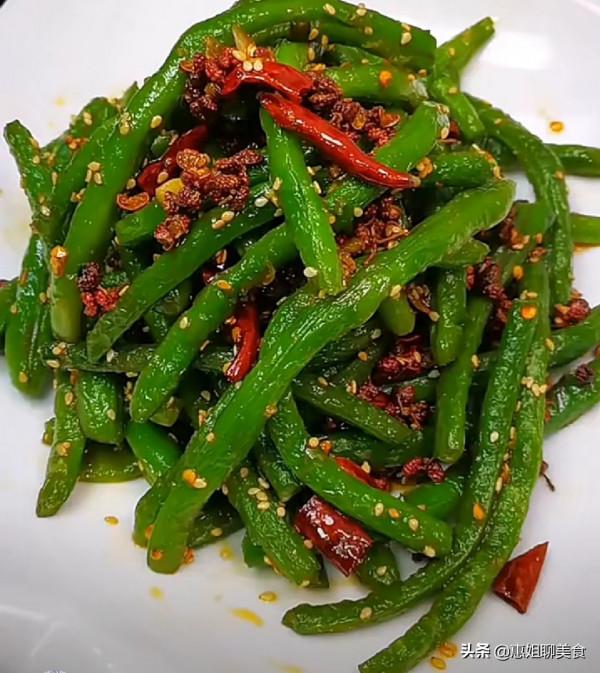 過年雞鴨魚肉吃膩了，不妨來幾道開胃又解膩的家常素菜，清清腸胃