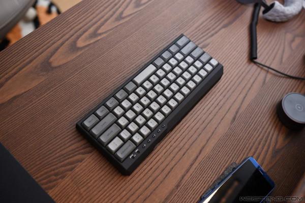 Filco MINILA-R 藍芽雙模機械鍵盤賞析 Filco MINILA-R 藍芽雙模機械鍵盤賞析