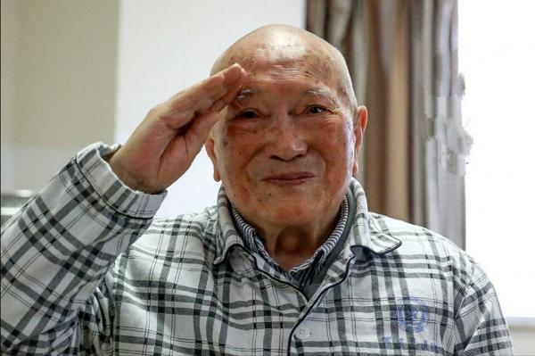 最小紅軍身份被懷疑找人評理，毛主席問誰能作證？答：我大舅賀龍