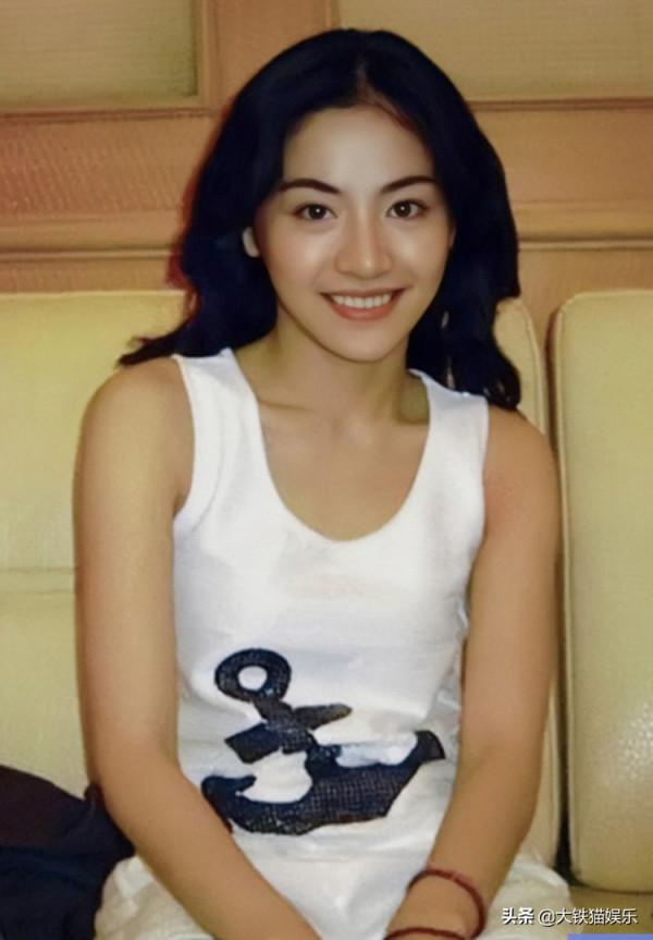 初見驚為天人，再見像換了個人，這5位女星顏值成謎，這臉腫麼了