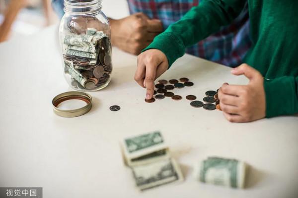 6歲以前,女兒覺得家裡的錢簡直就是天上掉下來的 6歲以前,女兒覺得家裡的錢簡直就是天上掉下來的