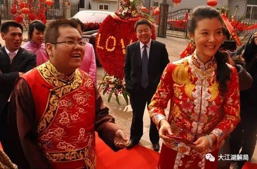 山西“敗家”首富,失蹤了 山西“敗家”首富,失蹤了