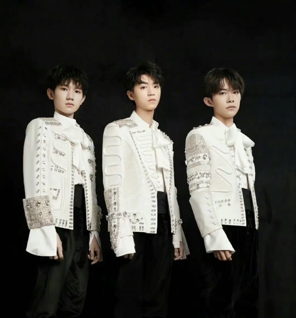 小八卦,龔俊,TFBOYS,鞠婧禕,歐陽娜娜,林心如 小八卦,龔俊,TFBOYS,鞠婧禕,歐陽娜娜,林心如